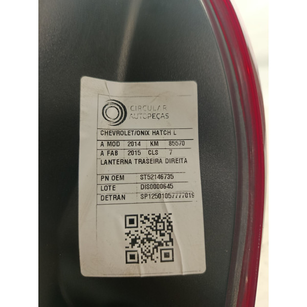 LANTERNA TRASEIRA DIREITA CHEVROLET ONIX HATCH LT 1.4 14/15