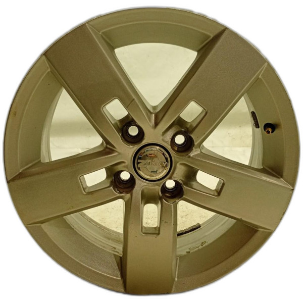 RODA LIGA LEVE ARO 14 PRATA 8 FUROS CHEVROLET CELTA 