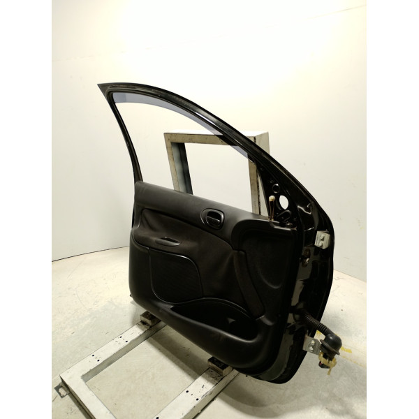 PORTA DIANTEIRA ESQUERDA PEUGEOT 207 XR 1.4 FLEX 8V 2008/09