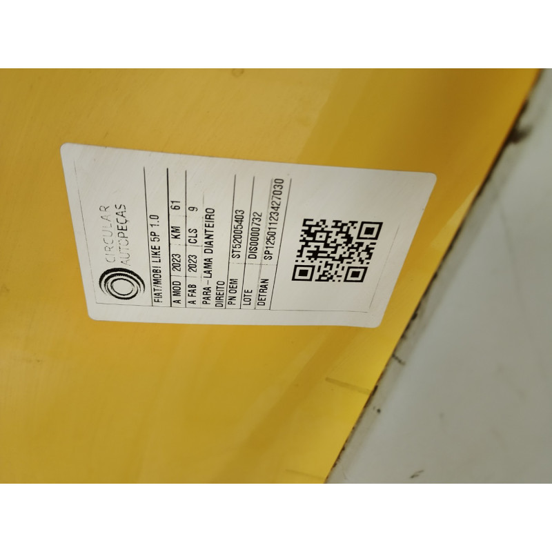 PARA-LAMA DIANTEIRO DIREITO AMARELO FIAT MOBI LIKE 1.0 2023