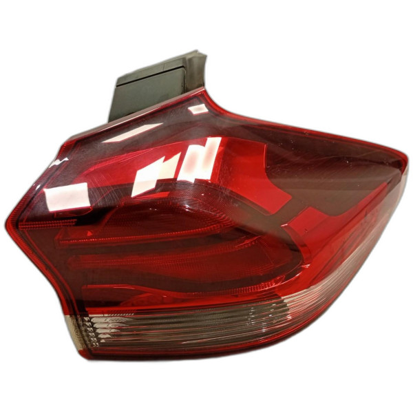 Lanterna Traseira Direita Tracker 2020 a 2025 (canto) S/ Led