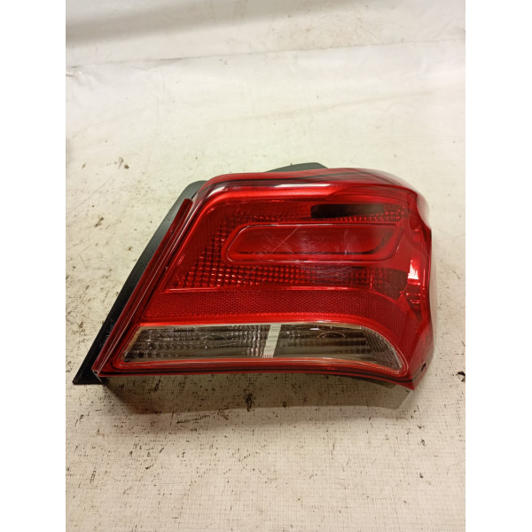 LANTERNA TRASEIRA DIREITA CHEVROLET ONIX HATCH JOY 1.0 19/20