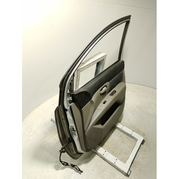 PORTA DIANTEIRA DIREITA NISSAN LIVINA SL 1.6 16V FLEX 2010