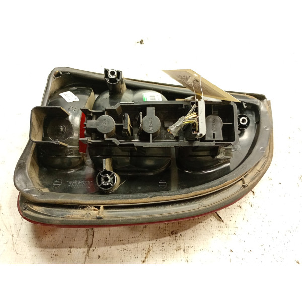 LANTERNA TRASEIRA ESQUERDA CHEVROLET CLASSIC LIFE/LS 2009/10