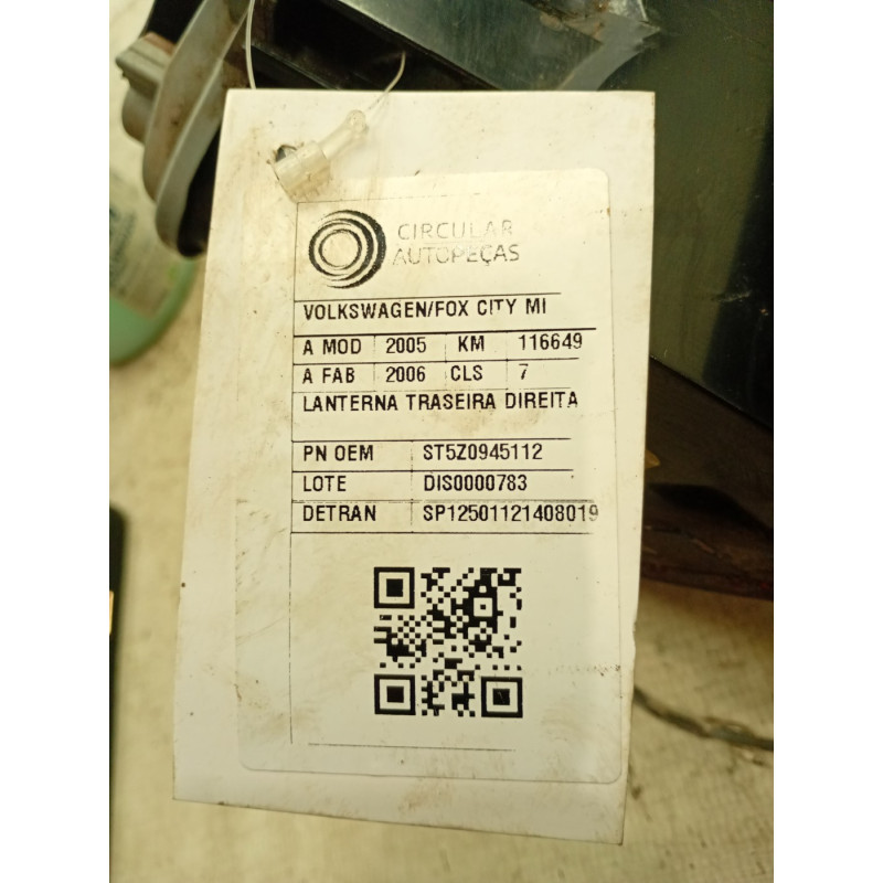 LANTERNA TRASEIRA DIREITA VOLKSWAGEN FOX CITY 2005/2006