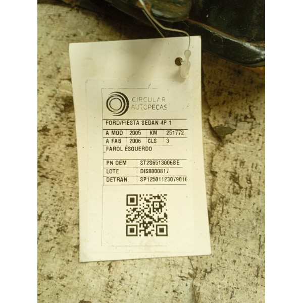 FAROL ESQUERDO FORD FIESTA SED. 1.6 2005/2006