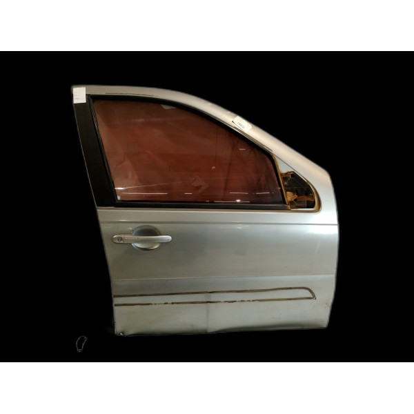 PORTA DIANTEIRA DIREITA FIAT PALIO ELX 1.4 FIRE/30 ANOS F PRATA 08/09