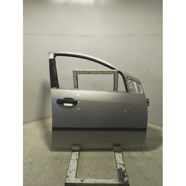PORTA DIANTEIRA DIREITA FORD FIESTA SED. 1.6 8V FLEX 4P 2006
