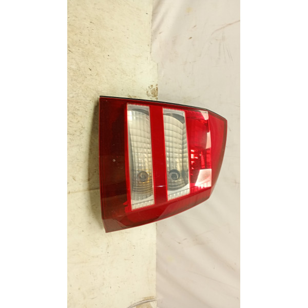 LANTERNA TRASEIRA DIREITA CHEVROLET ASTRA 2.0 HATCHBACK 2004