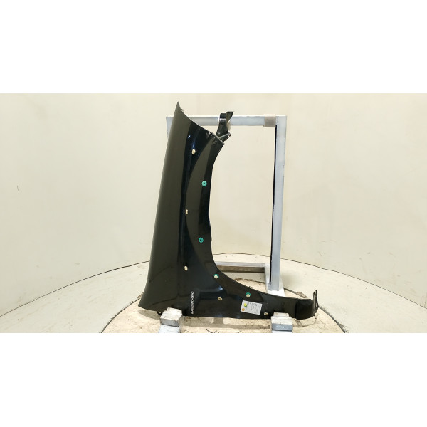 PARA-LAMA DIANTEIRO DIREITO FIAT STRADA ADVENTURE PRETO 2014