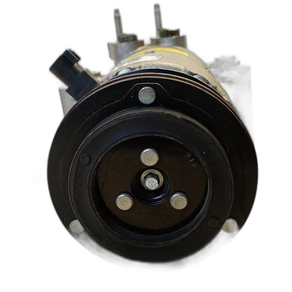 COMPRESSOR DO AR-CONDICIONADO FORD FIESTA TIT.PLUS 1.6 13/14