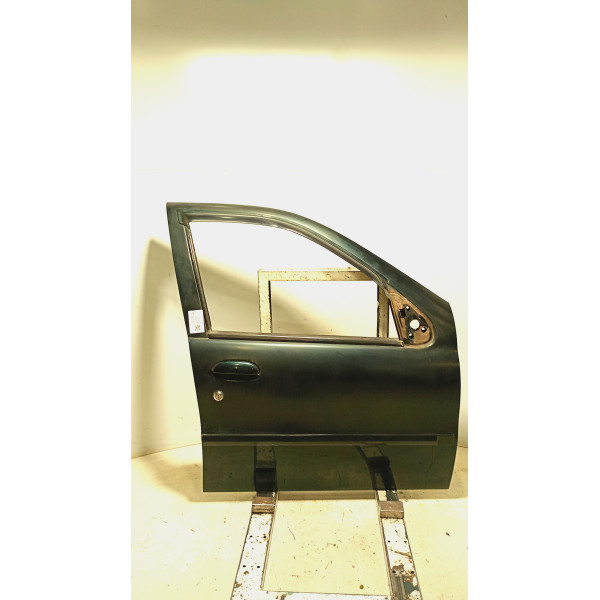 PORTA DIANTEIRA DIREITA FIAT PALIO 1.0/ TROFEO 1.0 FIRE 2003