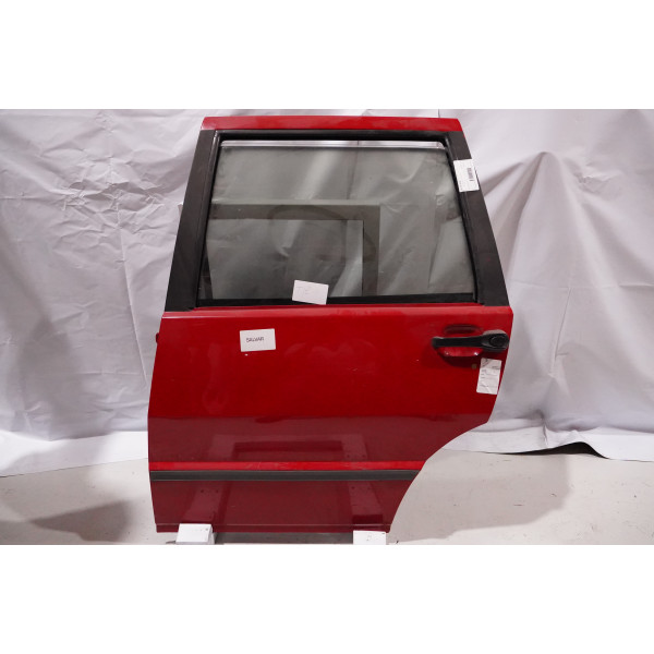 PORTA TRASEIRA ESQUERDA FIAT UNO MILLE 1.0 VERMELHO 2009/10