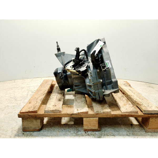 CÂMBIO MANUAL NISSAN KICKS S 1.6 16V FLEXSTAR 5P MEC 2019