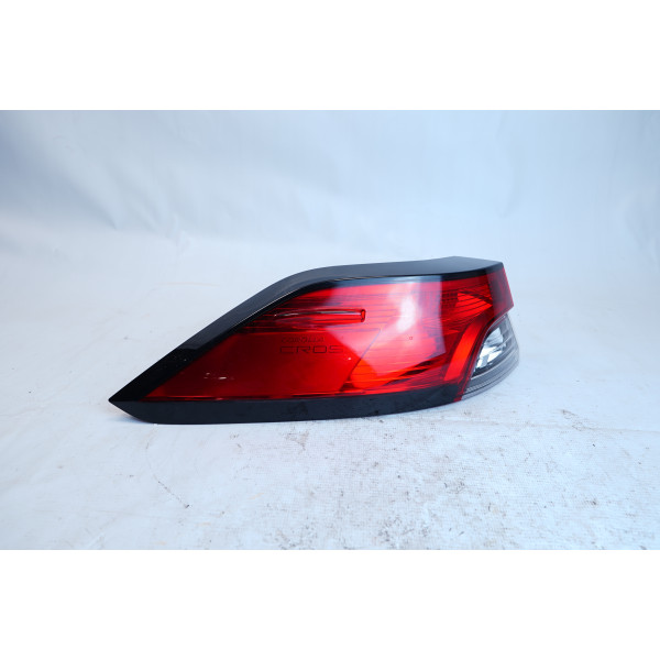 LANTERNA TRASEIRA ESQUERDA TOYOTA COROLLA CROSS 2.0 2025/26