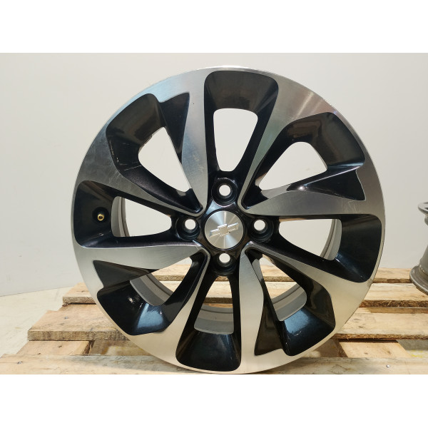 RODA DIANTEIRA ESQUERDA CHEVROLET ONIX HATCH LT 1.0 2021