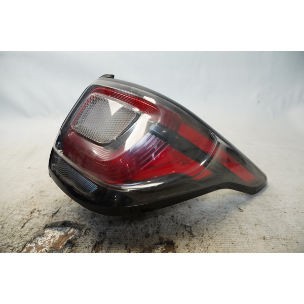 LANTERNA TRASEIRA DIREITA FIAT STRADA VOLCANO 1.3 2020/21