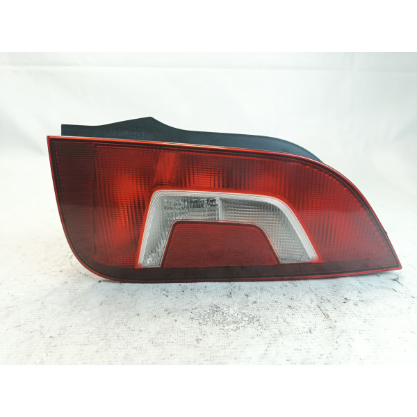 LANTERNA TRASEIRA DIREITA VOLKSWAGEN UP CROSS 1.0 TSI 15/16