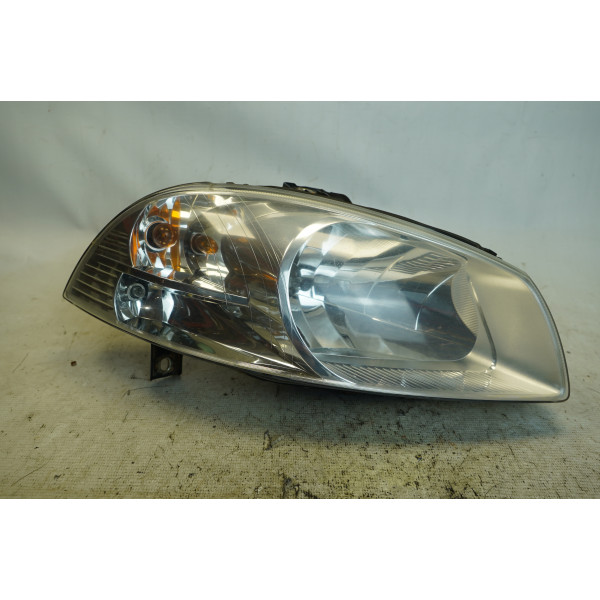 FAROL DIANTEIRO DIREITO FIAT STRADA WORKING HARD 1.4 2018