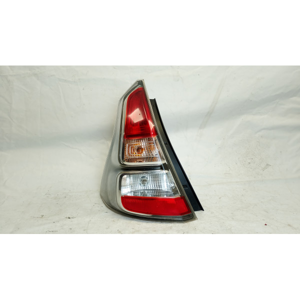LANTERNA TRASEIRA ESQUERDA RENAULT SANDERO STEPWAY 1.6 2014