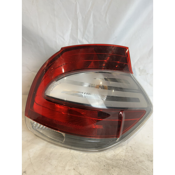 LANTERNA TRASEIRA DIREITA FIAT MOBI LIKE 1.0 FIRE FLEX 2023