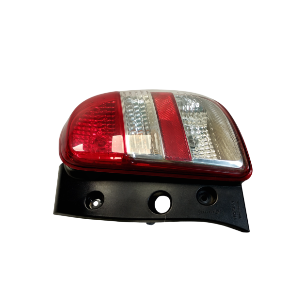 LANTERNA TRASEIRA DIREITA NISSAN MARCH S 1.0 16V FLEX 14/15