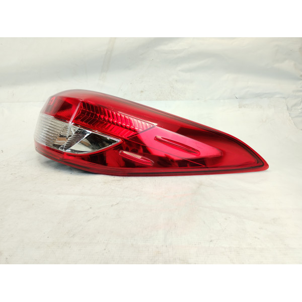 LANTERNA TRASEIRA DIREITA TOYOTA YARIS XL SEDAN 1.5 2023/24
