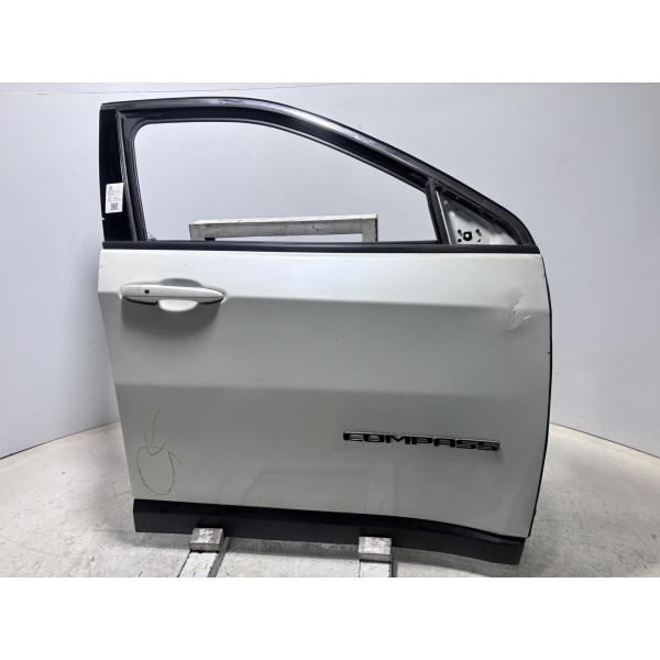 PORTA DIANTEIRA DIREITA BRANCA JEEP COMPASS LONG. T270 2023