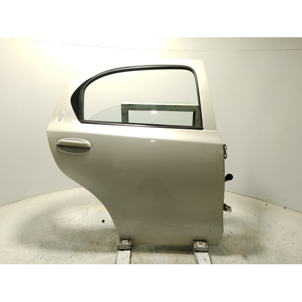 PORTA TRASEIRA DIREITA BRANCA TOYOTA ETIOS X 1.3 2017/18