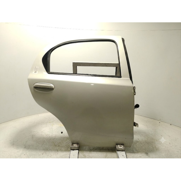 PORTA TRASEIRA DIREITA BRANCA TOYOTA ETIOS X 1.3 2017/18