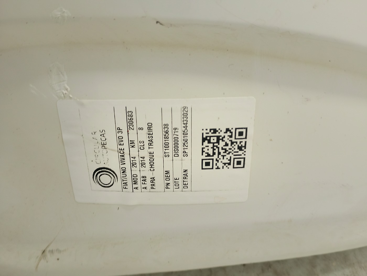 PARA-CHOQUE TRASEIRO BRANCO FIAT UNO VIVACE EVO FIRE 2014 - ST100185638 - 