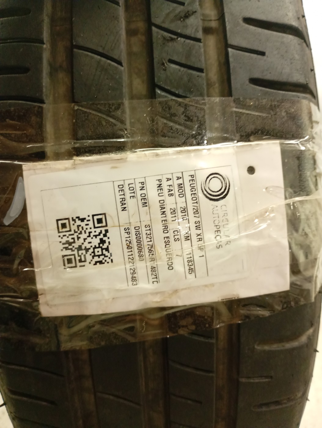 PNEU 175/65 R14 82T DUNLOP SP TOURING R1 - 3217565R1482TDE - 