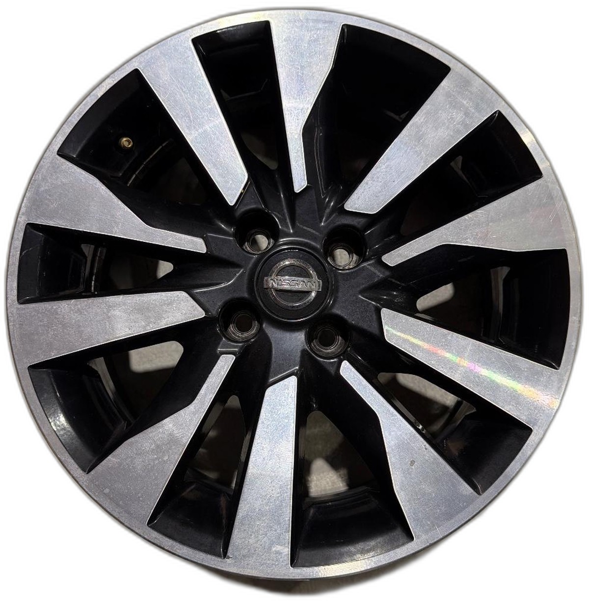 RODA LIGA LEVE ARO 17 4 FUROS DIAMANTADA NISSAN KICKS - 403005RC3EDE - 