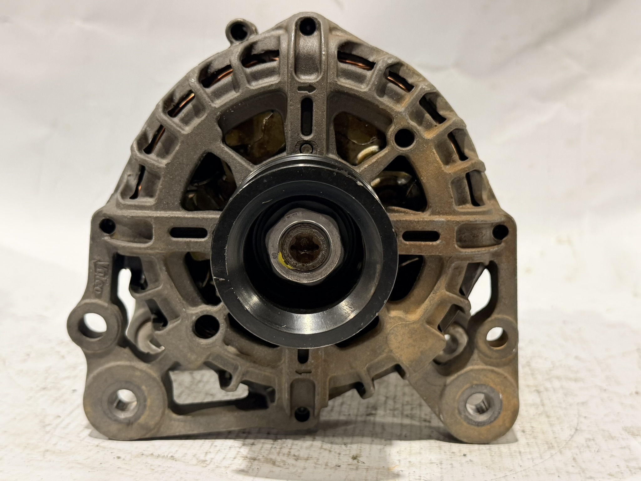 ALTERNADOR VOLKSWAGEN SAVEIRO ROBUST 1.6 8V 2018/2019 - ST036903024H - 
