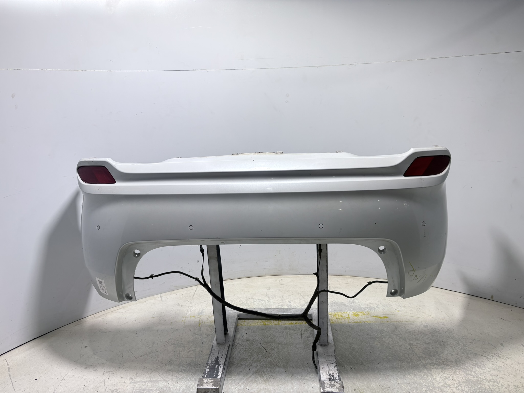 PARACHOQUE TRASEIRO BRANCO TOYOTA YARIS XLS 2022/2023 - ST521590U923 - 