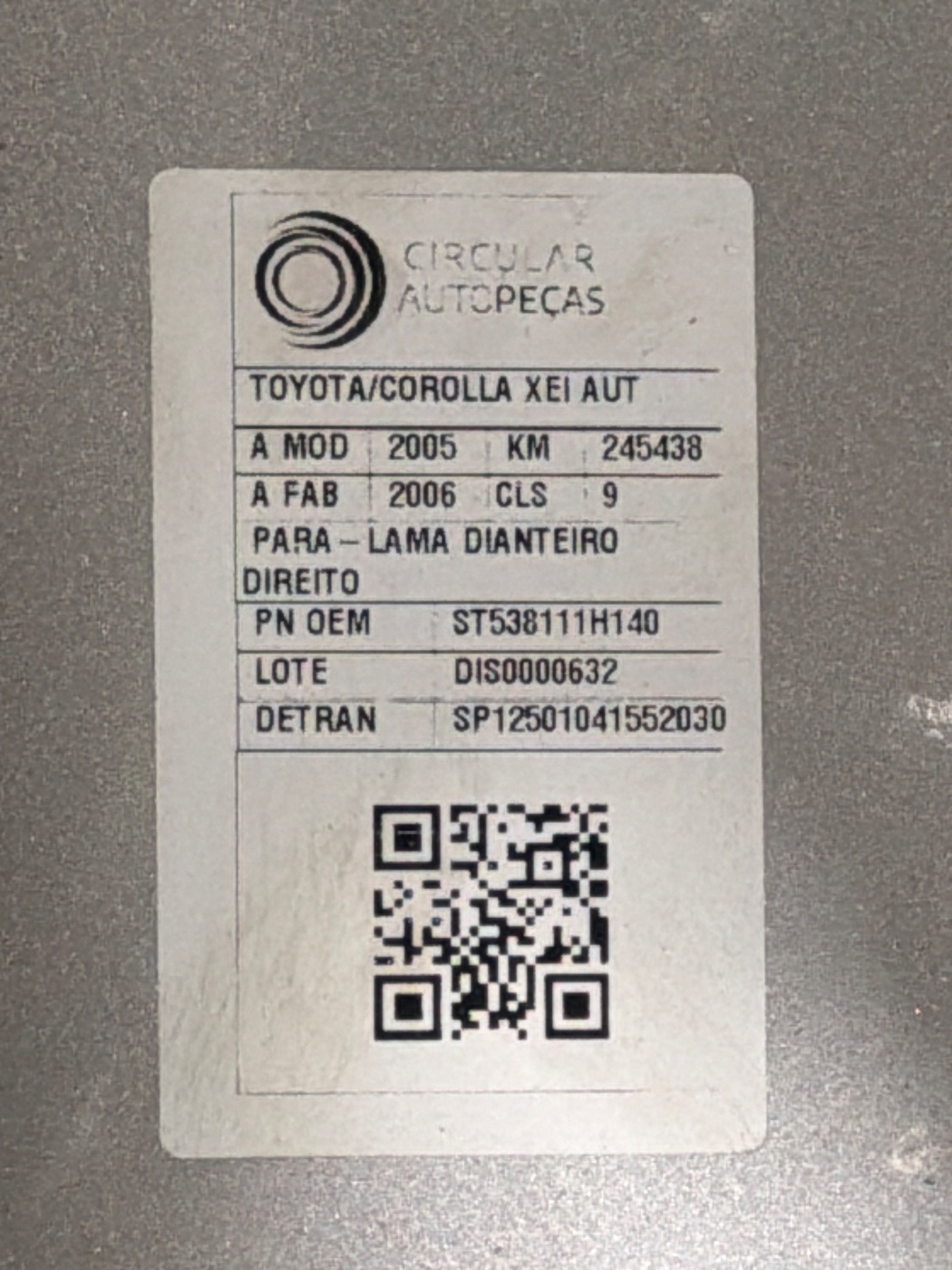 PARALAMA DIANT DIREITO PRATA TOYOTA COROLLA XEI 1.8 2005/06 - ST538111H140 - 