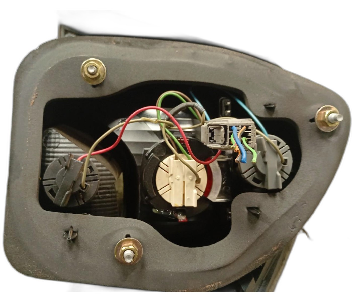 LANT.TRAS. LADO ESQUERDO - BS6513A603BD - 