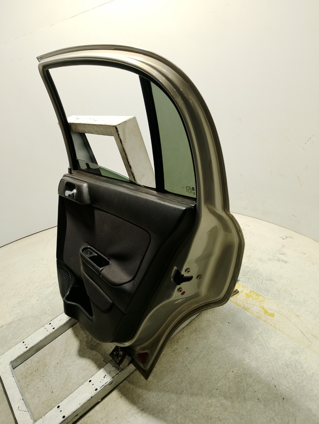 PORTA TRASEIRA DIREITA BEGE CHEVROLET ASTRA 2004/2005 - ST93241558 - 