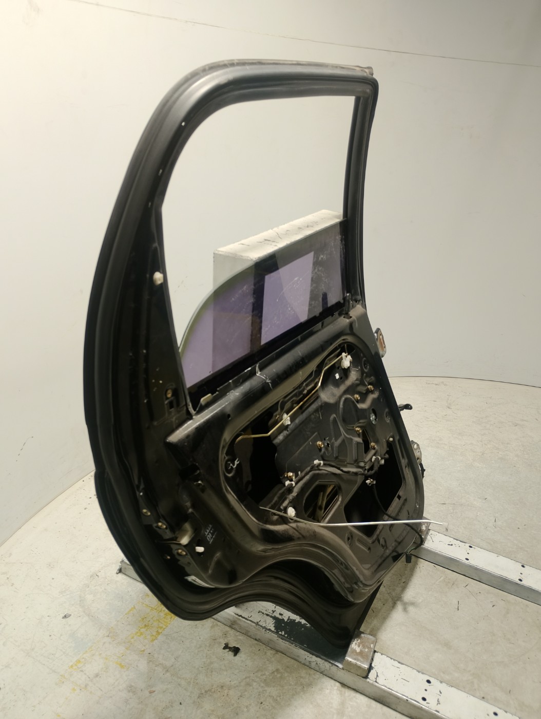 PORTA TRASEIRA ESQUERDA PRETA CHERY QQ 2011/2012 - STPORTATE0730050 - 