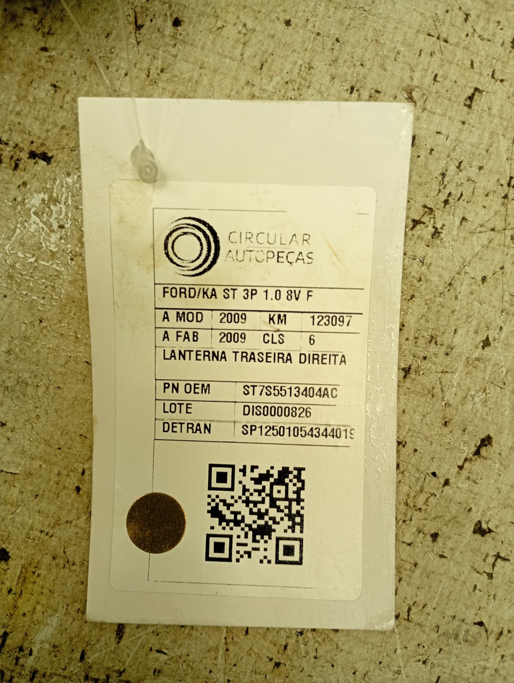 LANTERNA TRASEIRA DIREITA FORD KA 1.0 8V ST FLEX 2009/2009 - ST7S5513404AC - 