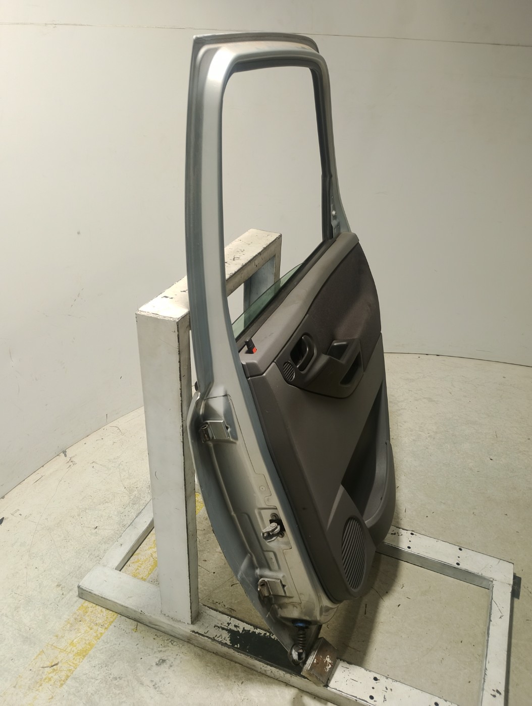 PORTA TRAS DIREITA PRATA CHEVROLET MERIVA JOY 1.8 2005/2006 - ST93334242 - 