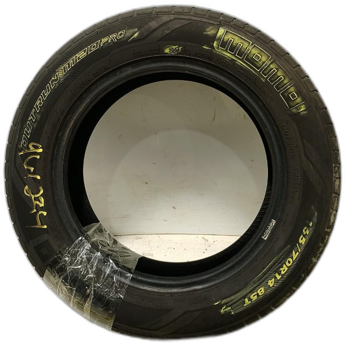 PNEU 165/70 R14 85T MOMO OUTRUN M20PRO - STO16570R1485TDD - 