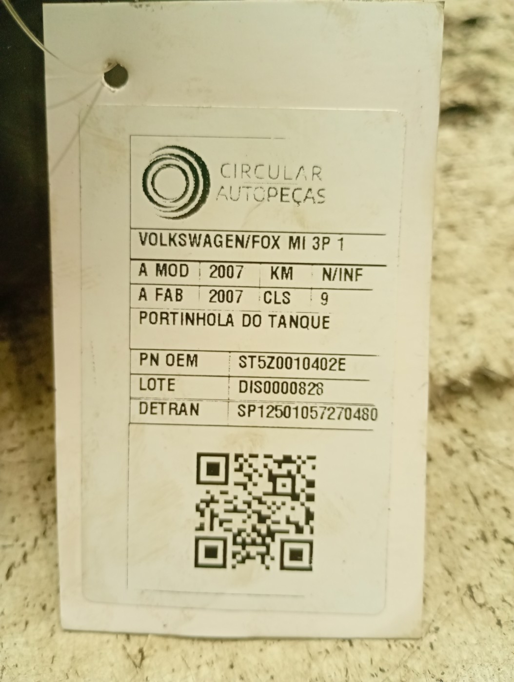 PORTINHOLA TANQUE PRETO VOLKSWAGEN FOX 1.0 MI 2007/2007 - ST5Z0010402E - 