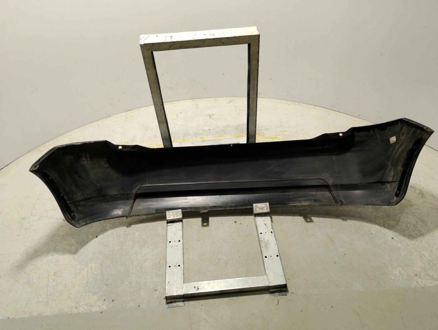 PARACHOQUE TRASEIRO PRETO FORD FIESTA 1.0 FLEX/CLASS 2011/12 - STBH9A17K823BA - 