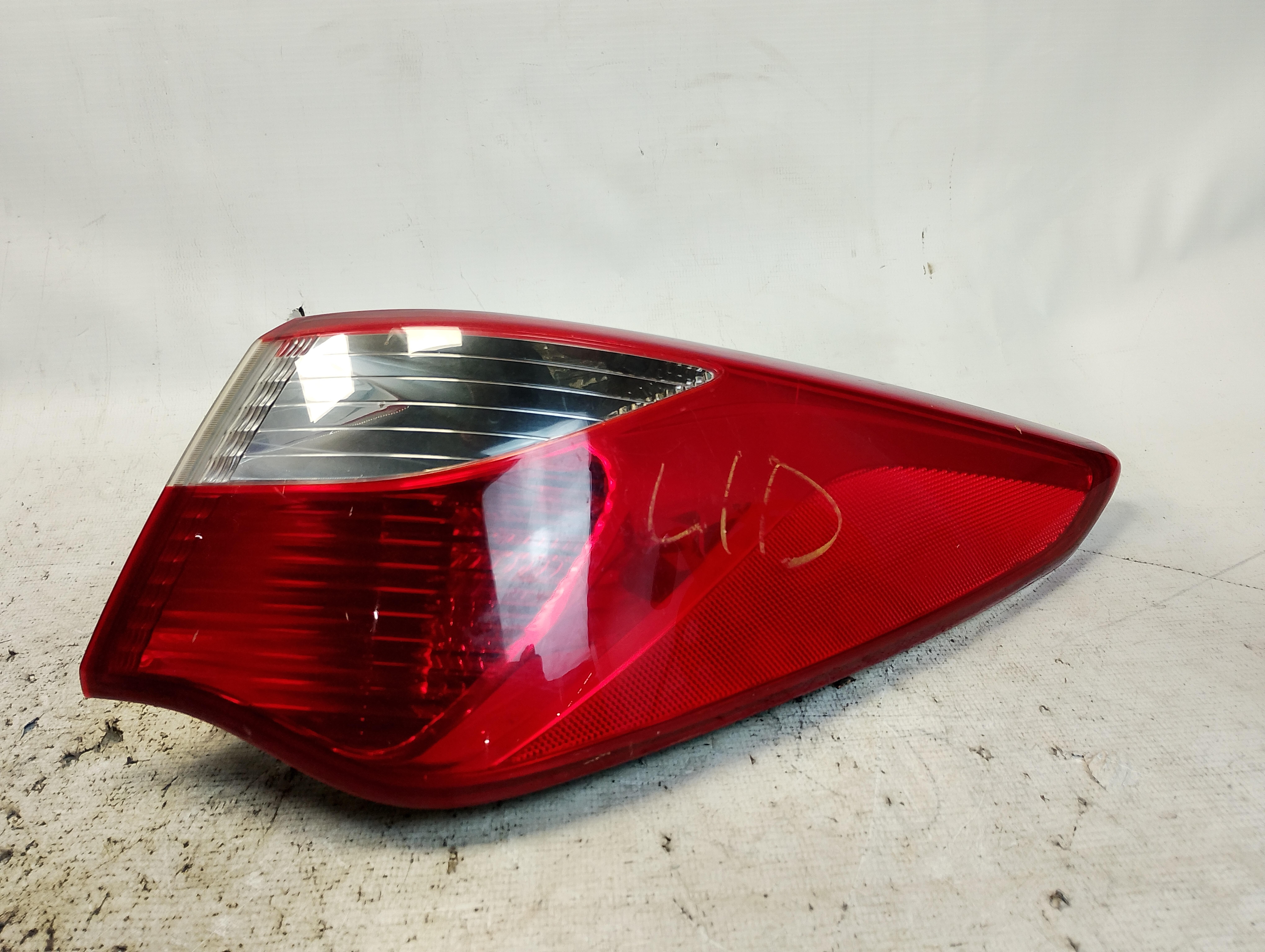 LANTERNA TRASEIRA DIREITA HYUNDAI HB20S CONFO PLUS 1.6 14/15 - ST924021S100 - 