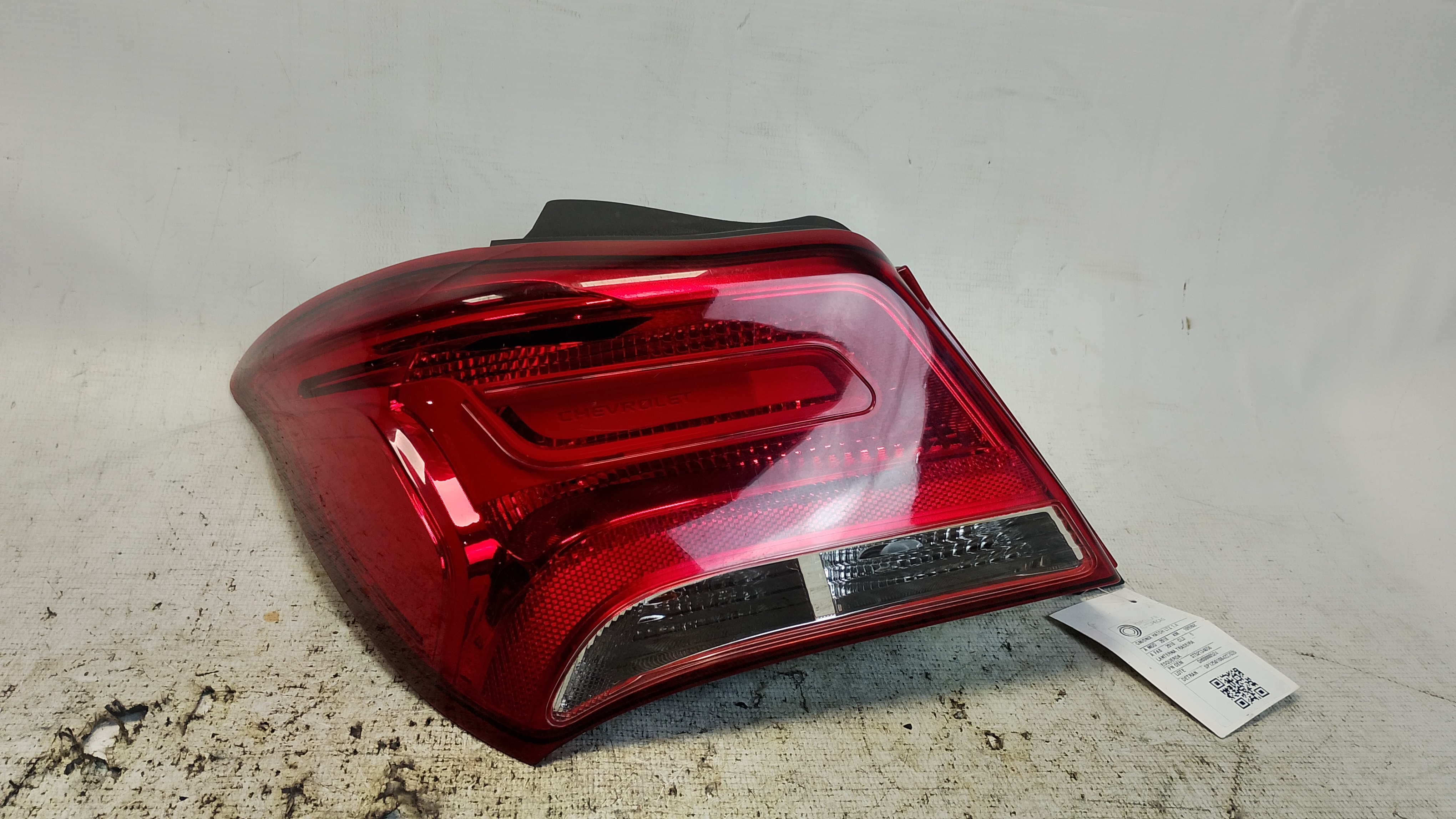 LANTERNA TRASEIRA ESQUERDA CHEVROLET ONIX HATCH LTZ 1.4 2018 - ST52134656 - 