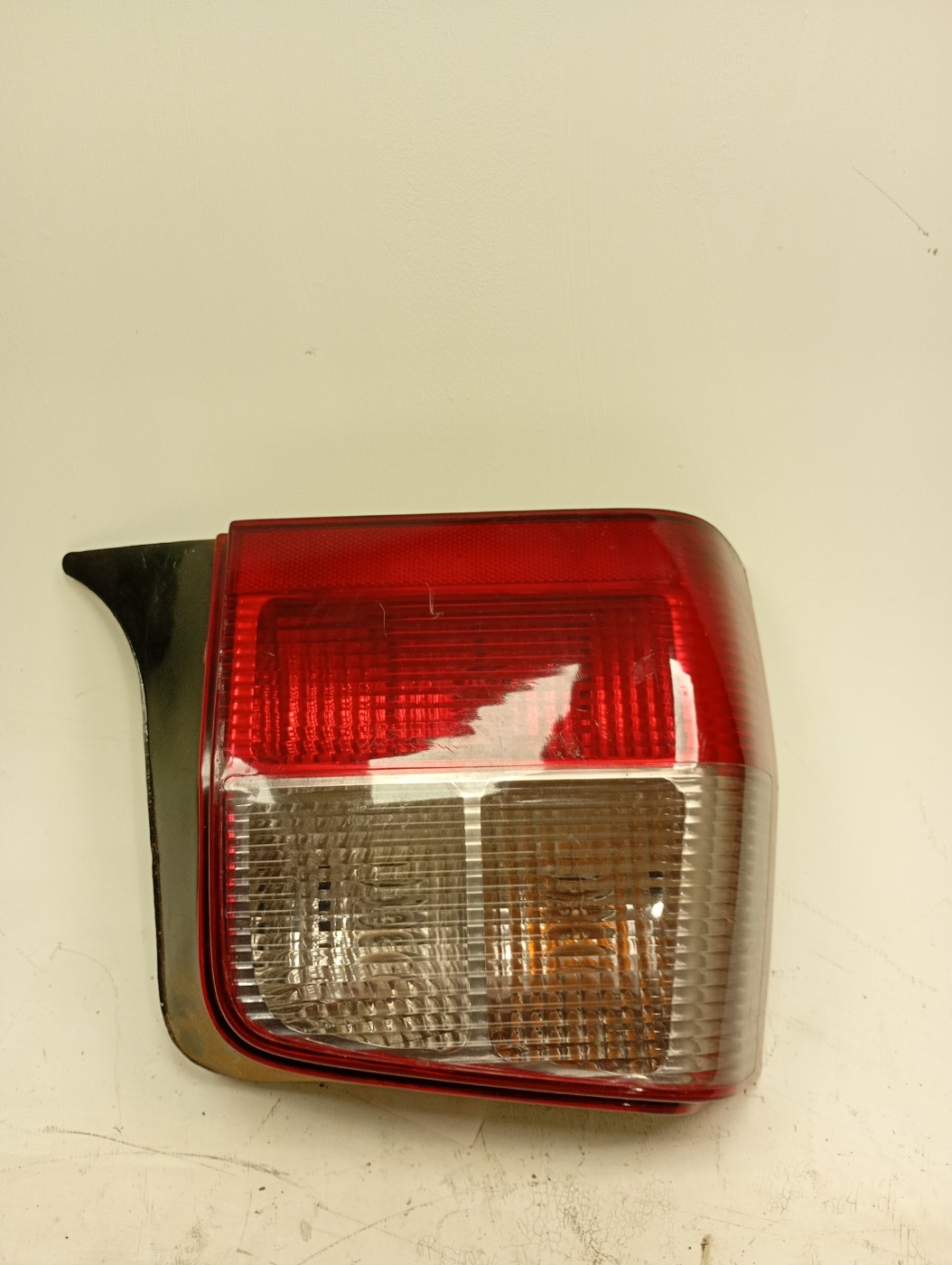 Lanterna Traseira Esquerda Uno Flex 2004 a 2013 Cristal - ST51738069 - 