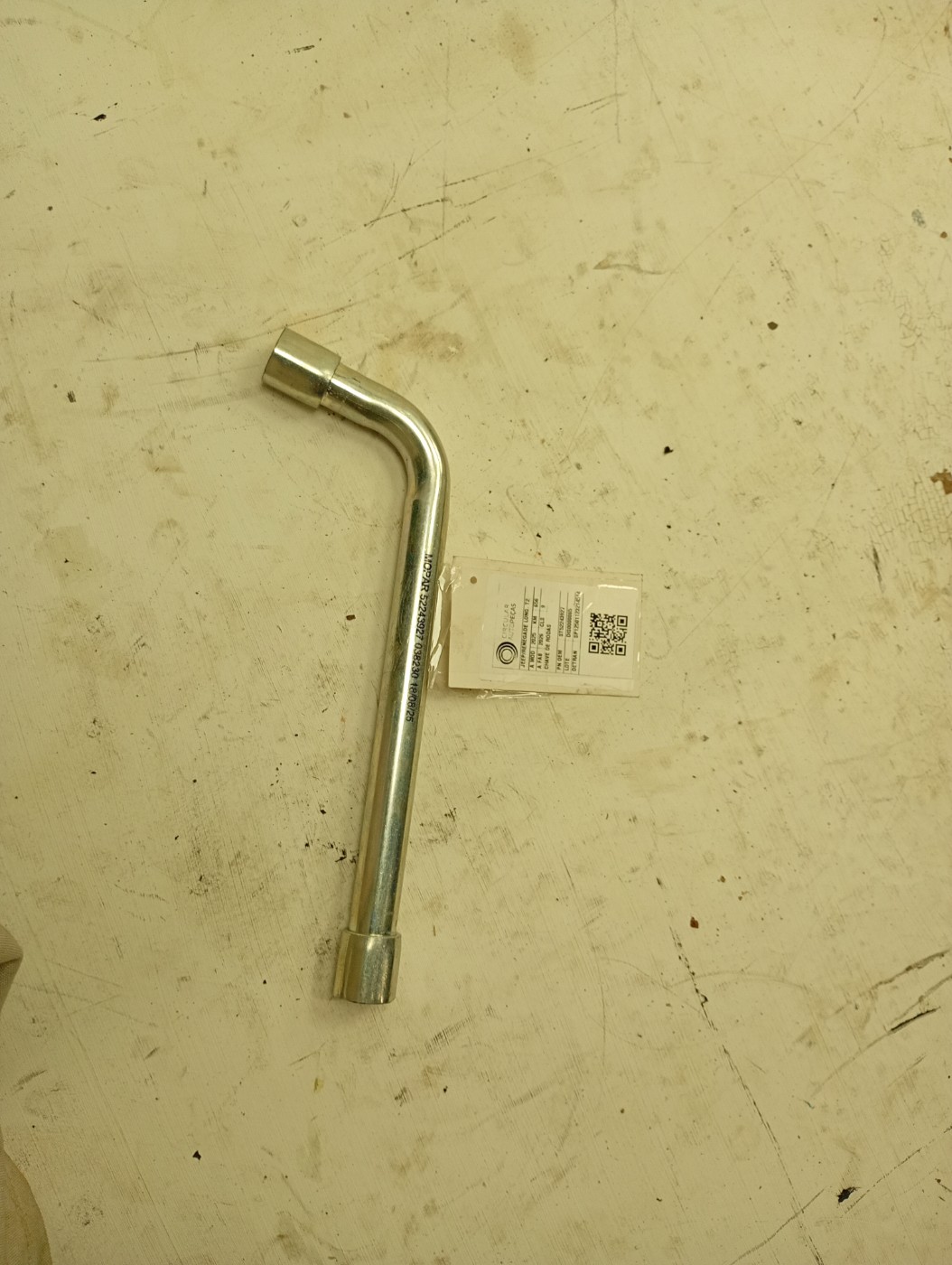 CHAVE RODAS JEEP RENEGADE LONG. T270 1.3 TB 4X2 25/26 - ST52243927 - 