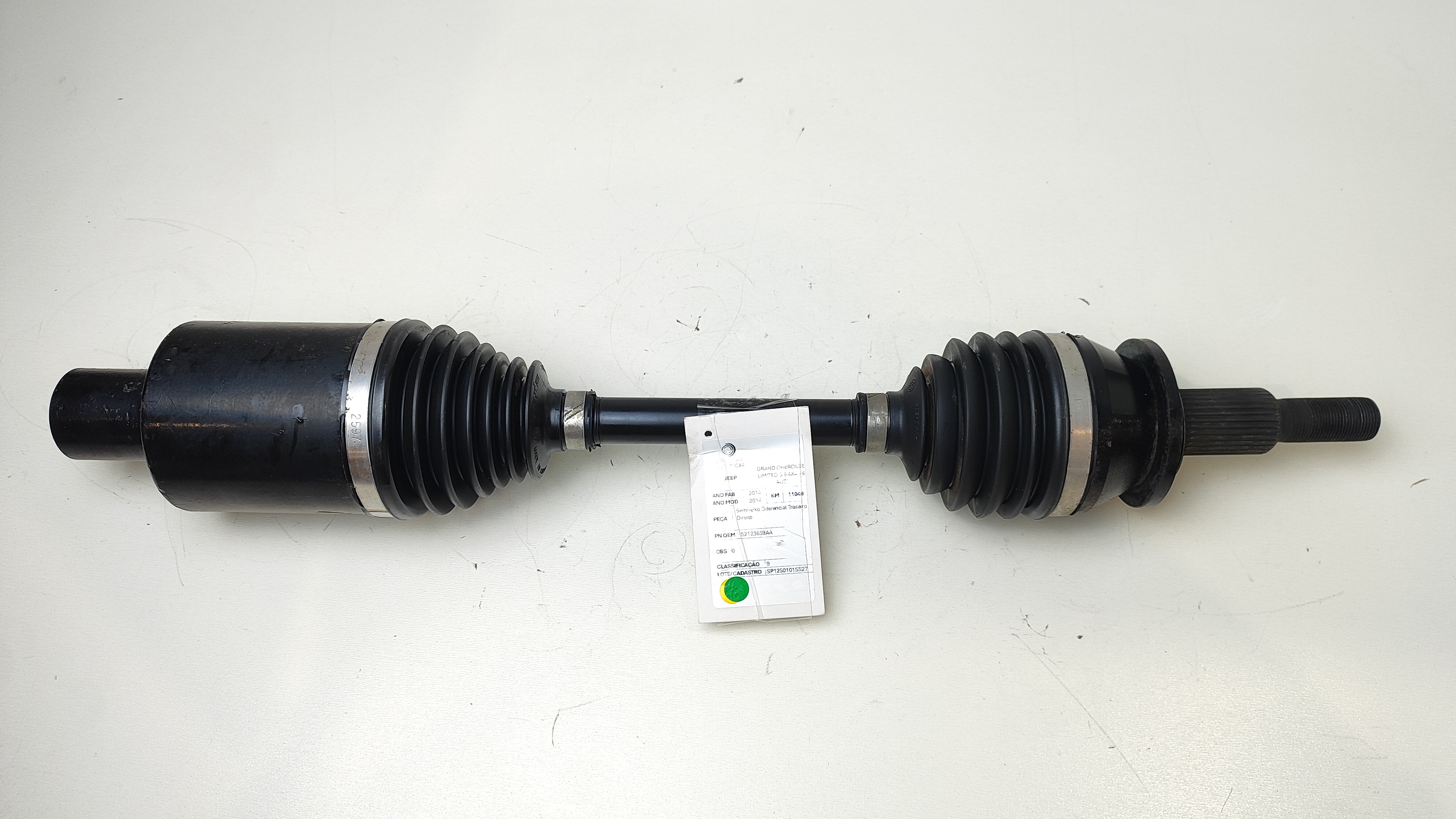 SEMI-EIXO DIFERENCIAL TRASEIRO DIREI JEEP GRAND CHERO 3.0 14 - 52123659AA - 