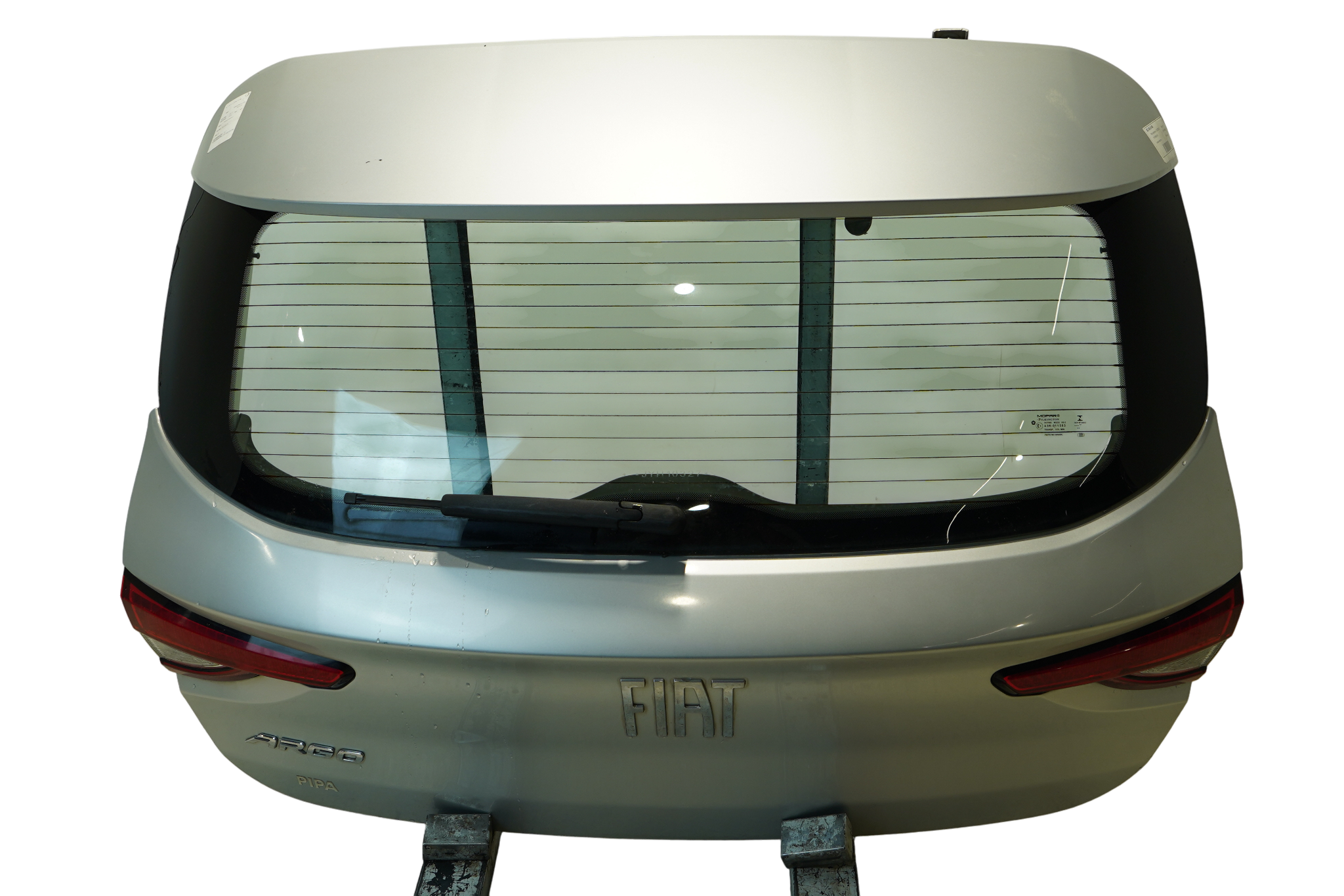 TAMPA TRASEIRA FIAT ARGO DRIVE GSR 1.3 PRATA 2017/18 - 52129373 - 
